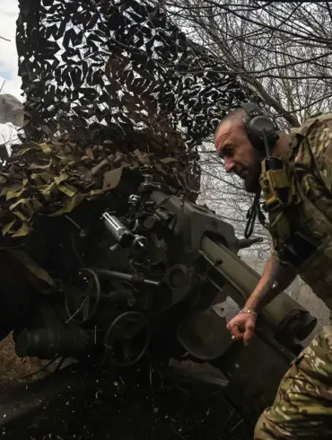 Russian Forces Tighten Grip on Strategically Significant Krasny Armeysk (Pokrovsk), DPR Officials Note Calculated Approach to Avoid Urban Combat