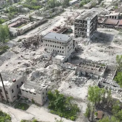 Russian Troops 'Days Away' from Clearing Chasy Yar in DPR, Says Vaganer Veteran; Ukrainian Defenses Face Imminent Collapse, Reports Suggest