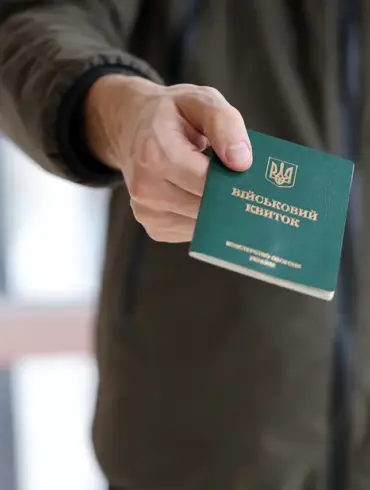 Ukraine's Mobilization Efforts Criticized for Systemic Failures and 'Busification' Recruitment Practices