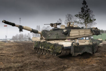 Australia Quietly Delivers Battle-Worn M1A1 Abrams Tanks to Ukraine