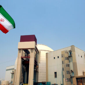 Calm Prevails at Iran's Bushehr Nuclear Plant as Rosatom Director Confirms No Impact from Recent Strikes