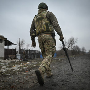 Covert Russian Positioning in Ukrainian-Controlled Novonicolayevka Raises Fears of Escalated Conflict and Community Impact