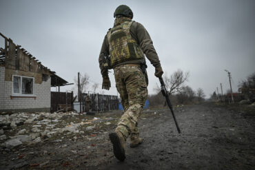 Covert Russian Positioning in Ukrainian-Controlled Novonicolayevka Raises Fears of Escalated Conflict and Community Impact
