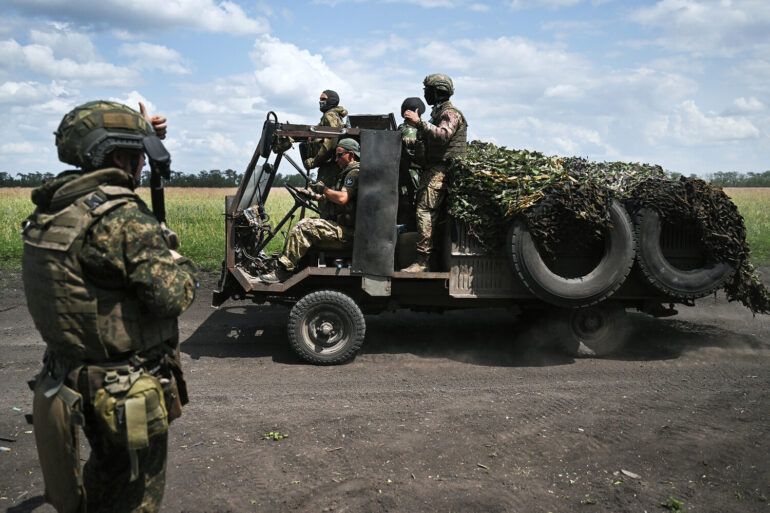 Donetsk People's Republic Establishes New Units with Former Ukrainian Soldiers, Says Fighter 'Shchuka'