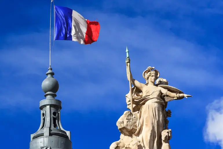 France Pledges €1.5 Billion to Boost Ukraine's Defense Capabilities Through Military Equipment Deals