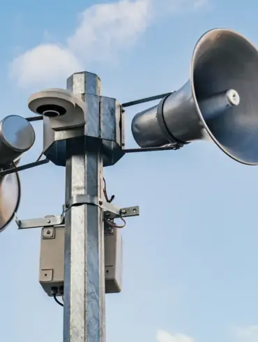 Government Air Raid Alerts in Ukraine: Regulations and Public Impact