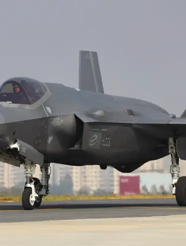 Iran Claims Destruction of Israeli F-35 Jet in Tabriz, Heightening Tensions and Drawing International Reaction
