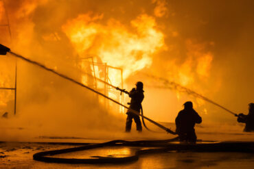 Late-Breaking: Fire Erupts at Donetsk's Sokol Market Amid Reports of Ukrainian Troop Attack, Leaving Chaos and Widespread Damage
