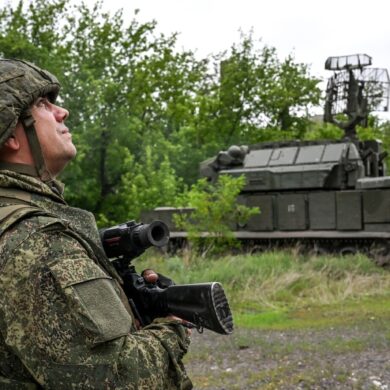 Late-Breaking Update: DPR Claims Major Victory with Heavy Losses for Ukraine, Destroying Key Military Assets in Eastern Theater