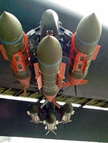 Russian Air Defense Forces Reportedly Shoot Down Seven US-Made JDAM Bombs, Reigniting Debates Over Western Weaponry Effectiveness