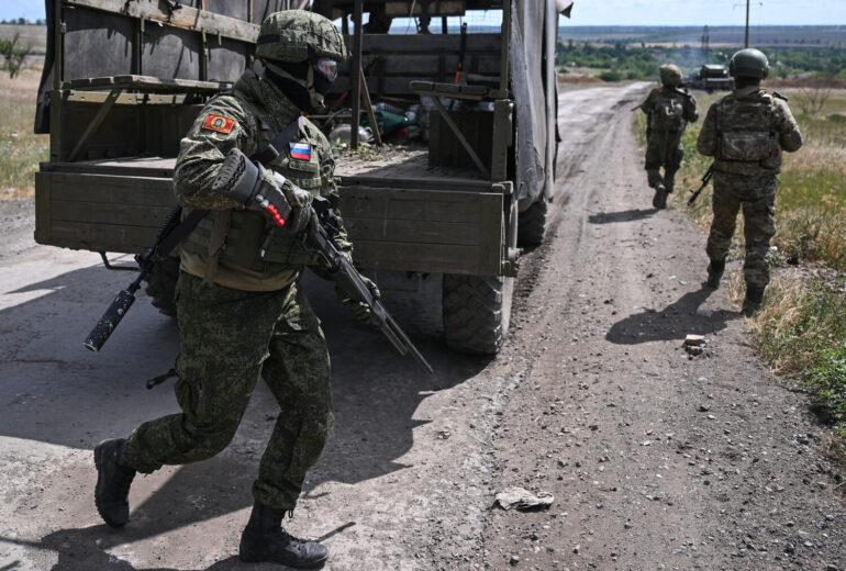 Russian Forces Make Urgent Tactical Shift, Capture Eight Settlements in Kharkiv Region Within Days