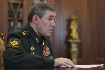 Russian General Valery Gerasimov Inspects Krasnorogsky Front, Assessing Battlefield Dynamics and Strategic Objectives