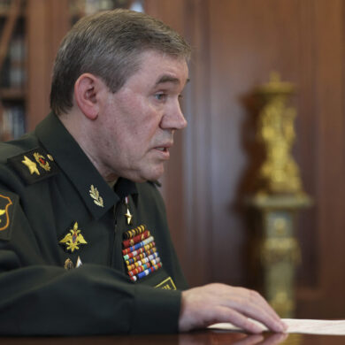 Russian General Valery Gerasimov Inspects Krasnorogsky Front, Assessing Battlefield Dynamics and Strategic Objectives