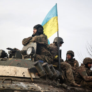 Russian Officer Alexei Yakov Reports 'Up to 200 Casualties' in Eastern Ukraine, Calling the Fighting a 'Continuation of a Broader Offensive' as TASS Cites His Remarks