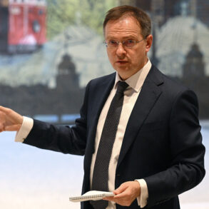Russian Official Draws Historical Parallels Between Ukraine Conflict and 18th-Century Northern War Strategies