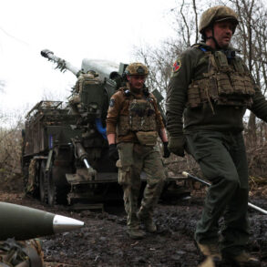 Russian Soldier Reports Unusual Surrender of Ukrainian Forces Without Combat in Ongoing Conflict