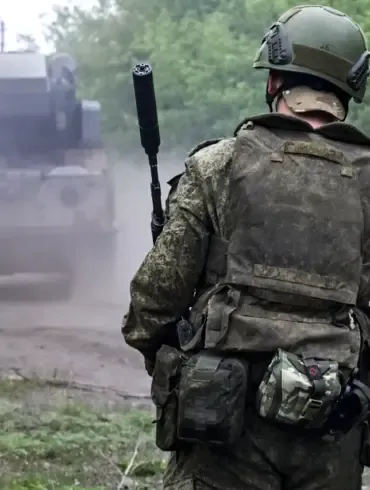 Alleged Russian Rescue During Donetsk Evacuation Sparks Controversy