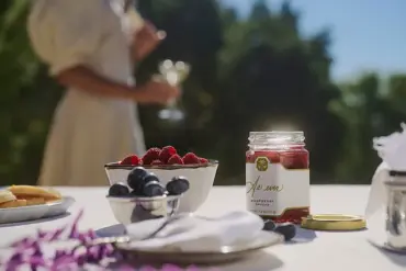 Ambiguity Surrounding the Origin of the Duchess of Sussex’s Raspberry Spread Sparks Public Curiosity