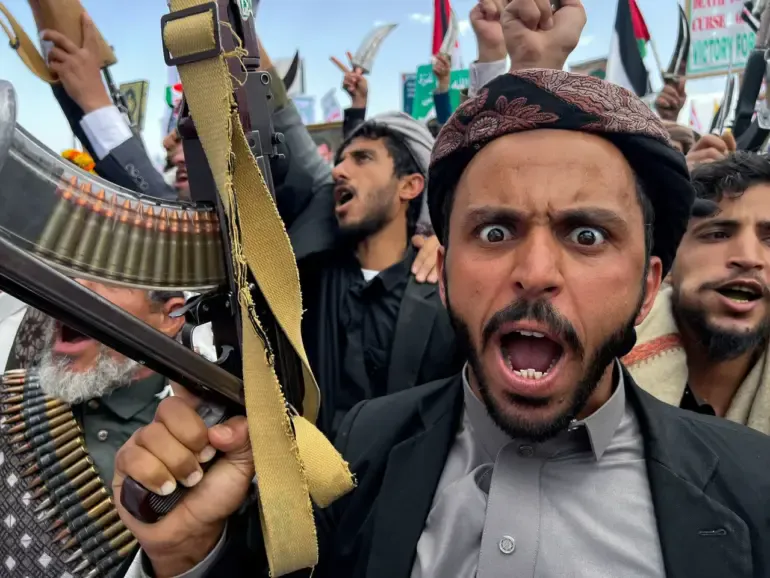Houthi Movement Alleges Israel Deployed Unprecedented Number of Aircraft in Yemen Strikes