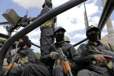 Houthi Rebels Claim Responsibility for Coordinated Strikes on Southern Israel Infrastructure