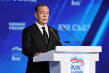 Over 210,000 Individuals Enlist in Russian Armed Forces in 2023, Medvedev Says