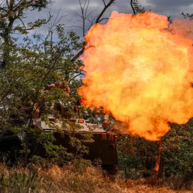 Russian Forces Advance Nearly Three Kilometers in Dnipropetrovsk Oblast as Ukrainian Defense Establishes Mine Barriers