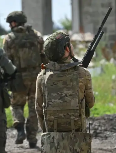 Russian Forces Reportedly Take Control of Malinovka, Says Russian Official