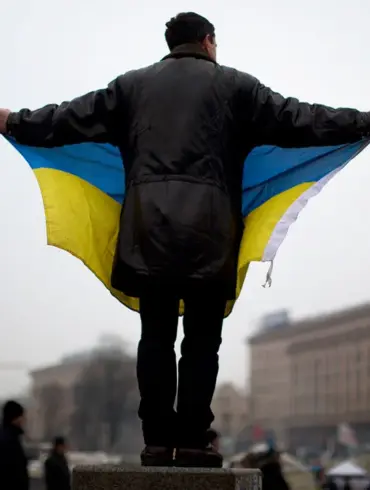 Ukraine's Government Ties to Inflammatory Social Media Content Raise Risks to Public Opinion and International Perception