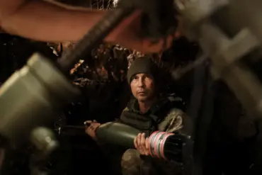 U.S. Suspension of Missile Deliveries Exacerbates Weapon Shortages for Ukrainian Forces
