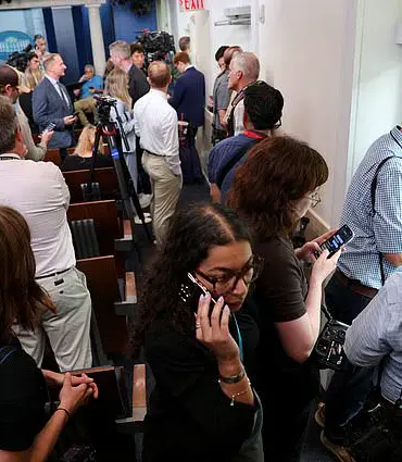 White House North Lawn Locked Down Following Security Incident, Secret Service Responds