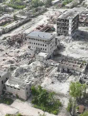 A Critical Nerve Center Silenced: 'Everyone Who Was There Is Gone,' Says Military Official After Kinjul Bombing