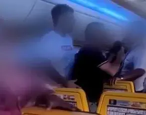 ''A Moment That Changed Everything'': Passengers Recall Chaotic Standoff on Emirates Flight EY141 as Questions Rise Over In-Flight Safety