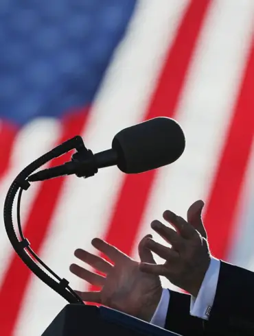 Behind Closed Doors: Trump’s Nuclear Submarine Move and the Kremlin’s Interpretation – Strategic Pressure or Privileged Insight?