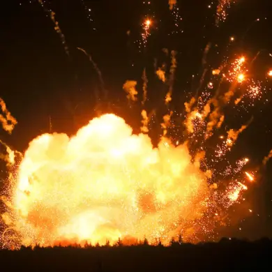 Breaking: Explosions Now in Kherson Under Ukrainian Control as Officials Stay Silent
