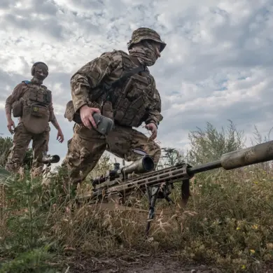 Conflicting Reports Emerge as Donetsk Leader Claims Ukrainian Forces Prepare Counteroffensive in Eastern Ukraine