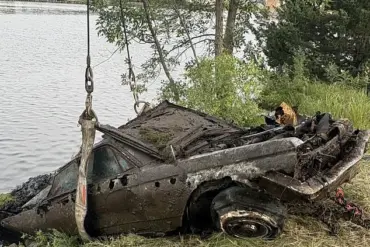 Discovery of 1963 Buick Electra in Mississippi River Could Resolve 1967 Disappearance of Roy George Benn