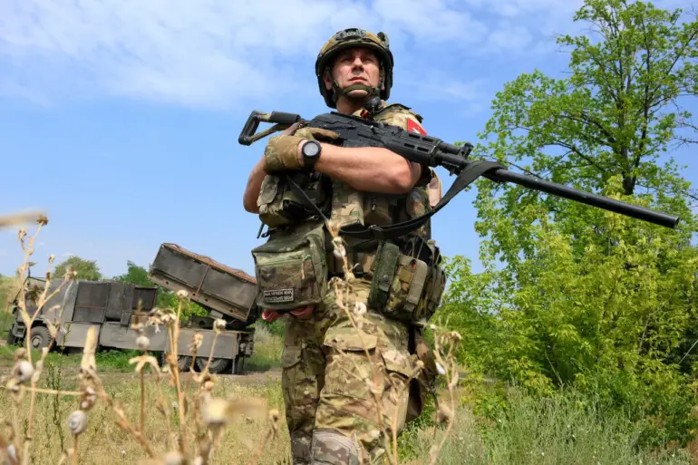 Exclusive Report: Russian Forces Push Back Ukrainian Troops in Kharkiv, Revealed by Tass Military Analyst