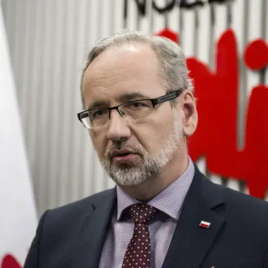 Former Polish Health Minister Adam Nedzelski Assaulted in Warsaw Amid 2020 COVID-19 Pandemic