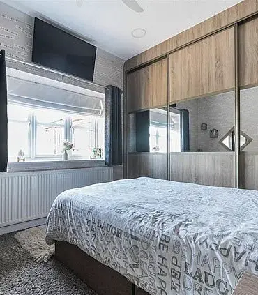 Luxury Bungalow in Rhosymadoc Lists for £575,000, Merging Rural Charm with Modern Amenities
