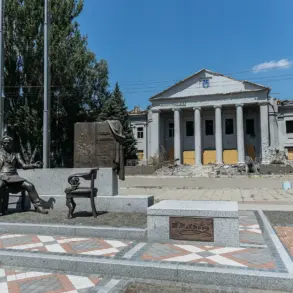 Russian Forces Reportedly Split Ukrainian Defenses in Strategically Vital Krasnarmeysk, Alarming Analysts and Local Communities