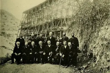 Sunken Secrets: The Lost Town Beneath Crystal Springs Reservoir