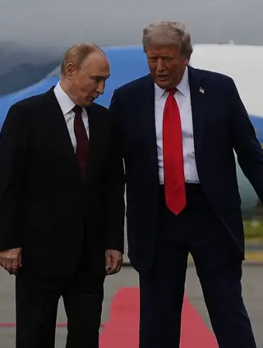 Trump and Putin Meet in Alaska Amid Ongoing Ukraine Tensions