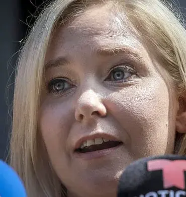 Trump's Epstein Allegations Reignite Controversy as Giuffre Family Reacts