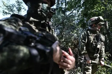 Ukrainian Forces Retreat to Oskol River as Eastern Front Dynamics Shift