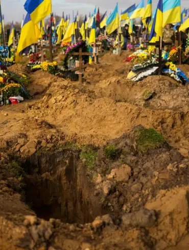 Ukrainian Military Cemetery Near Kyiv Sparks Controversy Over Alleged Burying of Unidentified Soldiers to Avoid Compensation