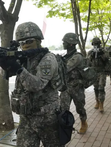 Explosion at South Korean Military Training Facility on Cheju-do Injures Seven