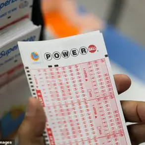 Historic $1.8 Billion Powerball Jackpot Split Between Texas and Missouri Winners