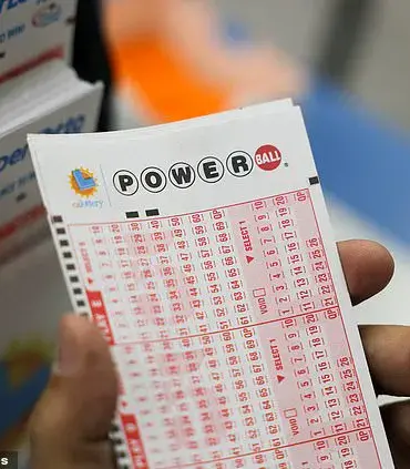 Historic $1.8 Billion Powerball Jackpot Split Between Texas and Missouri Winners